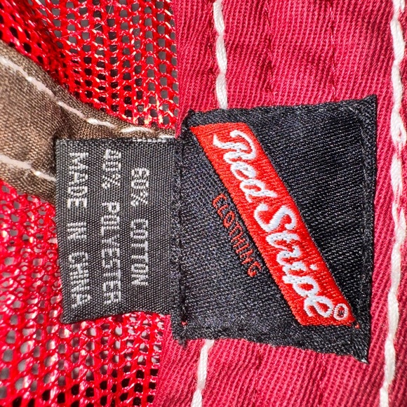 Red Stripe hat from Jamaica with bottle opener in the inside of the bill.. - Picture 7 of 7